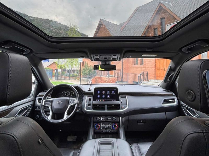 Chevrolet SUBURBAN Z71 5.3 V8 4x4 2021 - Imagen 9 de 10