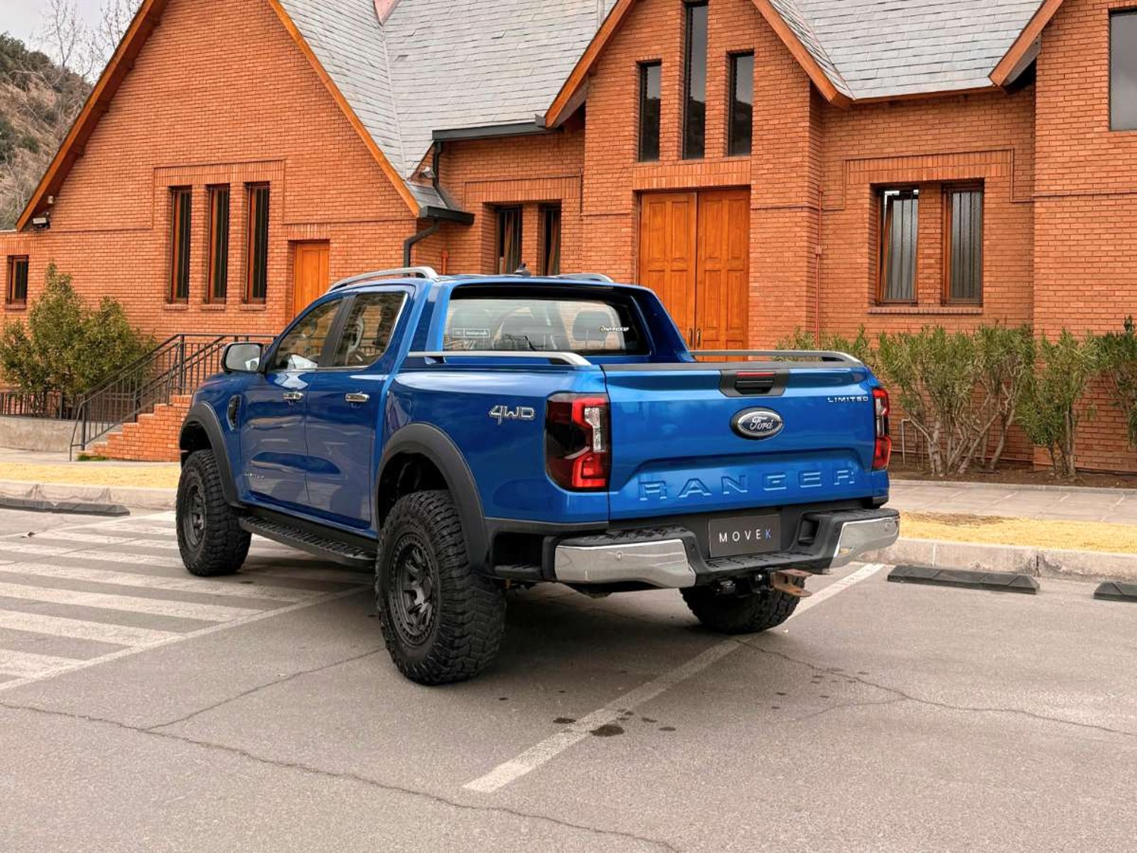 Ford RANGER Limited Black 3.0 V6 4x4 2026 - Imagen 7 de 11