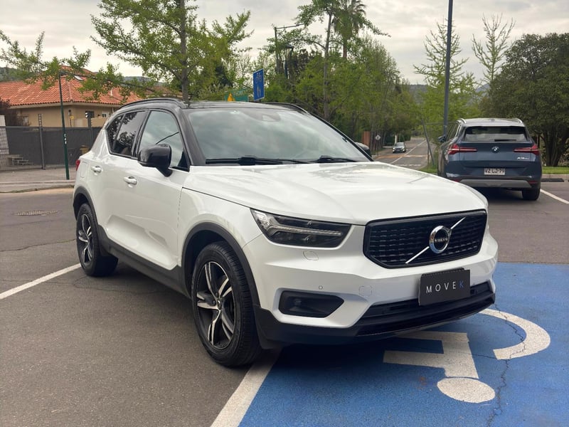 Volvo XC40 T5 R-Design AWD 2018 - Imagen 3 de 9