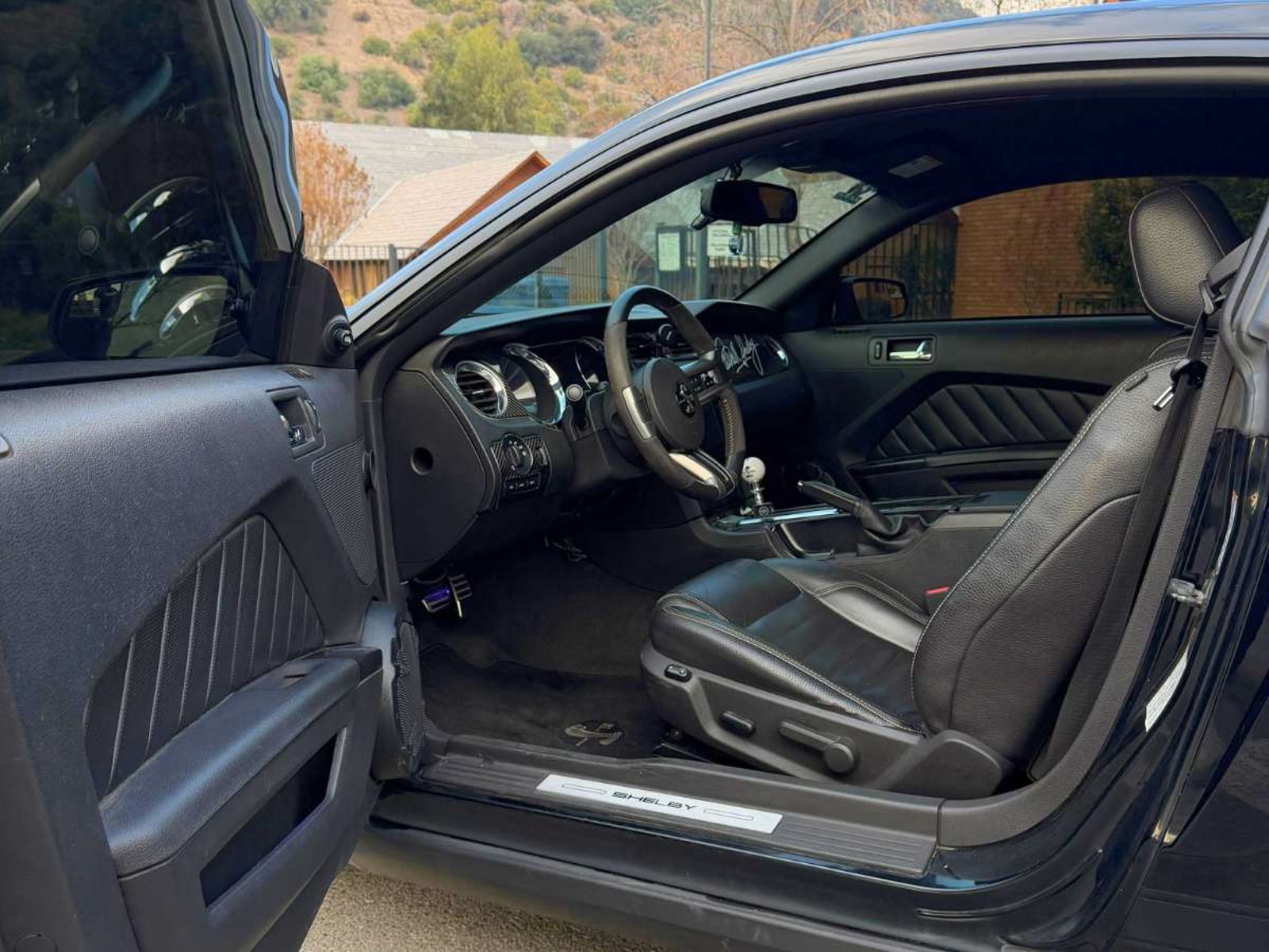 Ford MUSTANG GT 5.0 V8 Coupe 2011 - Imagen 10 de 15