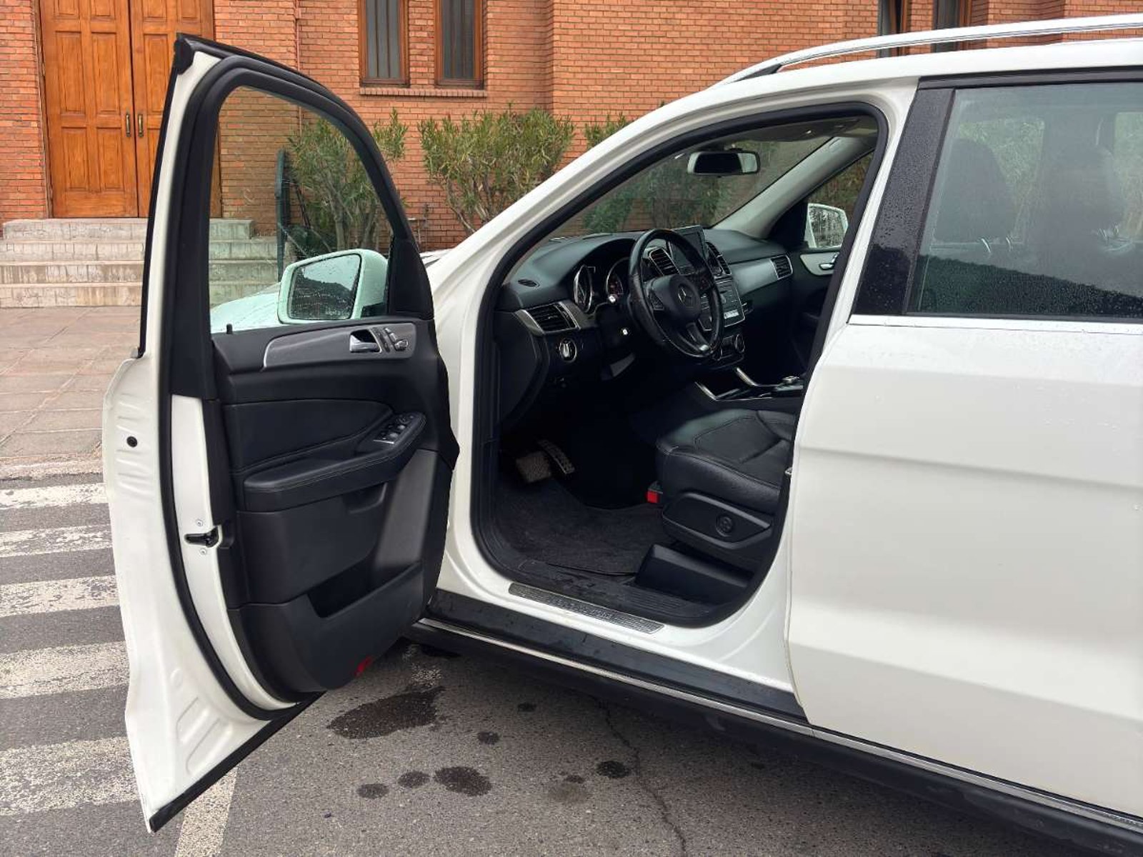 Mercedes-Benz GLE250D 4MATIC 2.1 DIÉSEL 2016 - Imagen 7 de 10