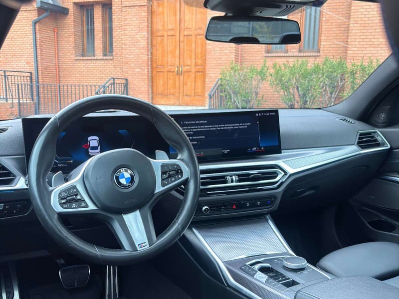 BMW M340i 2025 - Imagen 8 de 10