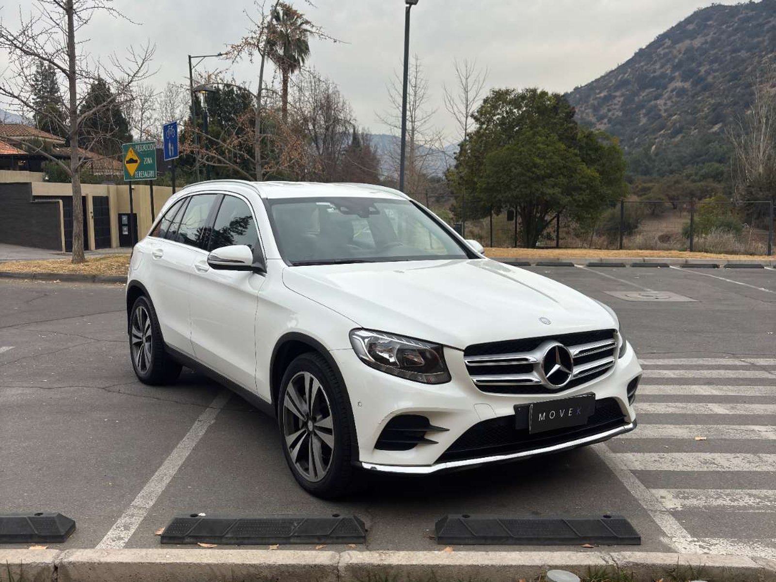 Mercedes-Benz 220 220D 2017 - Foto 4 de 11