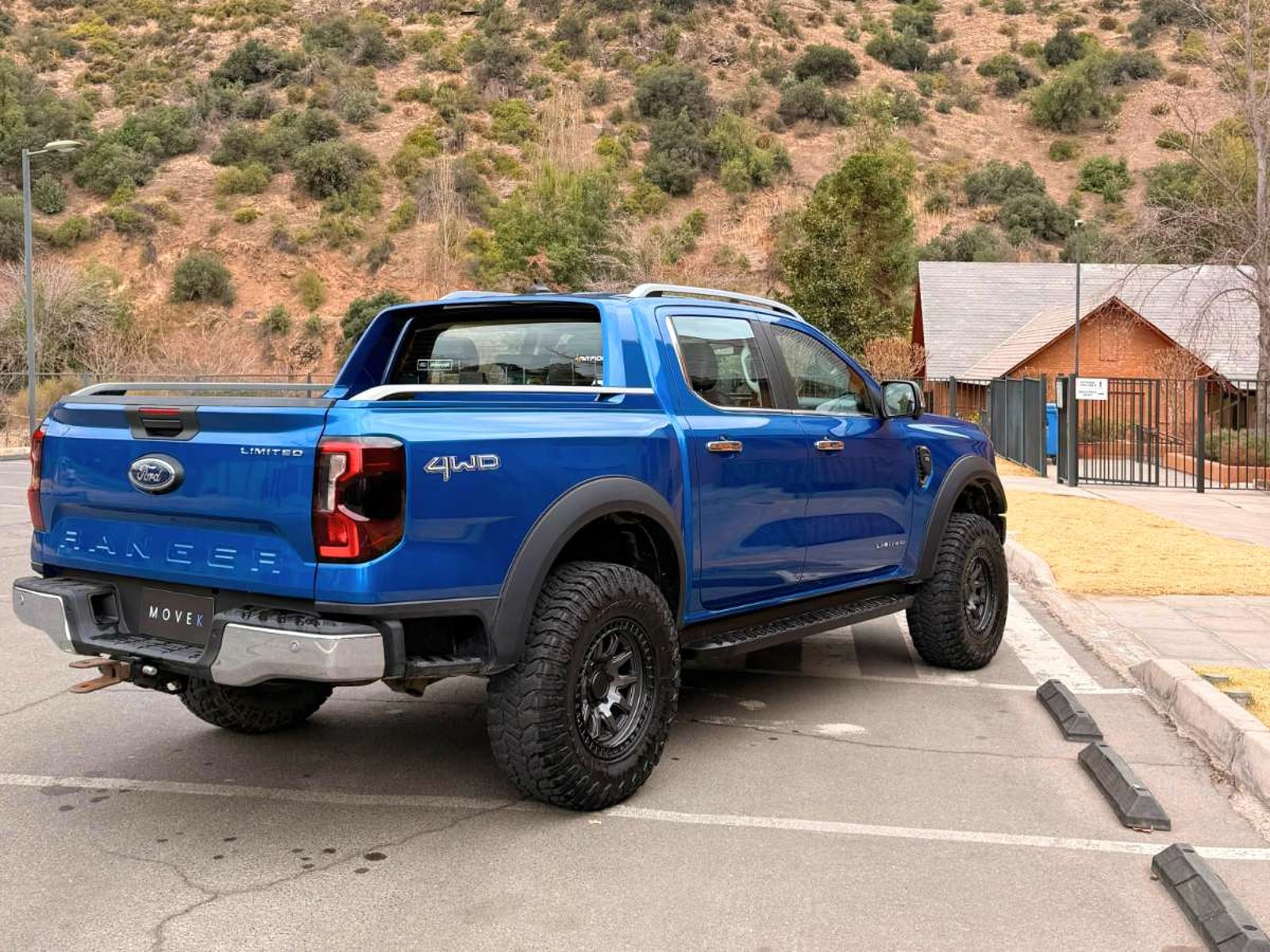 Ford RANGER Limited Black 3.0 V6 4x4 2026 - Foto 5 de 11