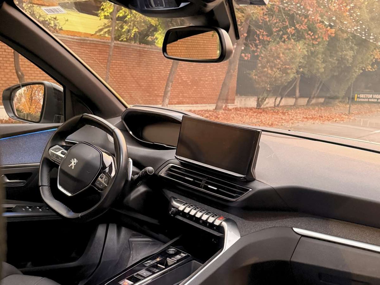 Peugeot 3008 ALLURE BLUEHDI 1.5 AUT 2024 - Imagen 8 de 12