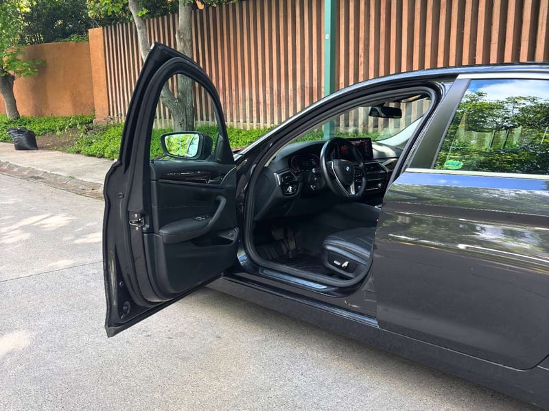 BMW 520d 2023 - Imagen 6 de 9