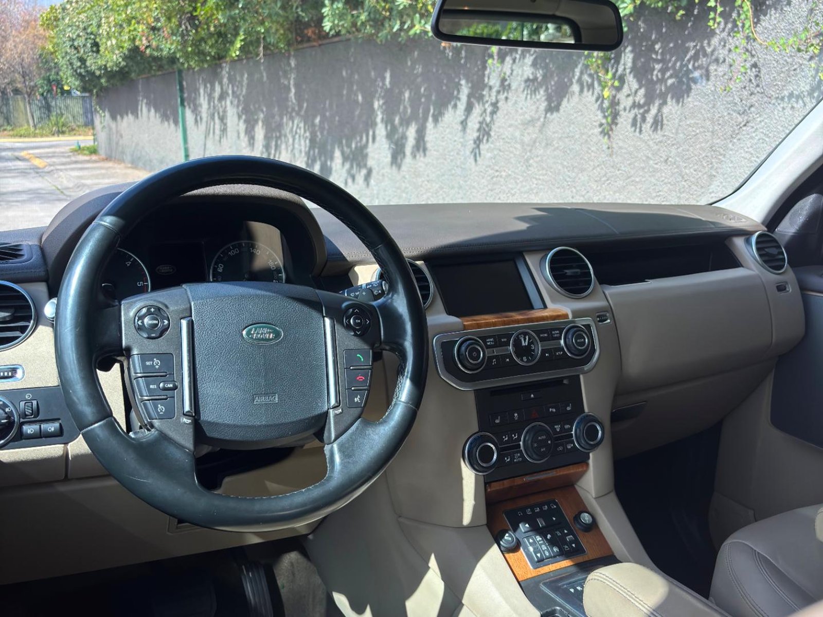 Land Rover DISCOVERY D300 HSE 2015 - Imagen 9 de 12