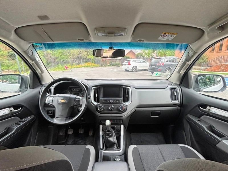 Chevrolet COLORADO LT  2.8 4x4 MT 2023 - Imagen 8 de 9
