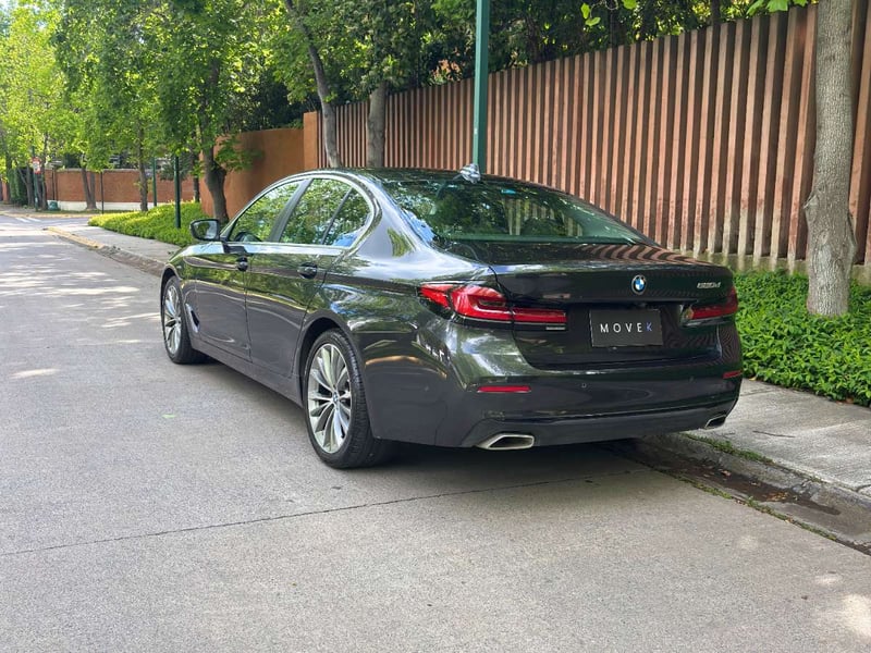 BMW 520d 2023 - Imagen 5 de 9
