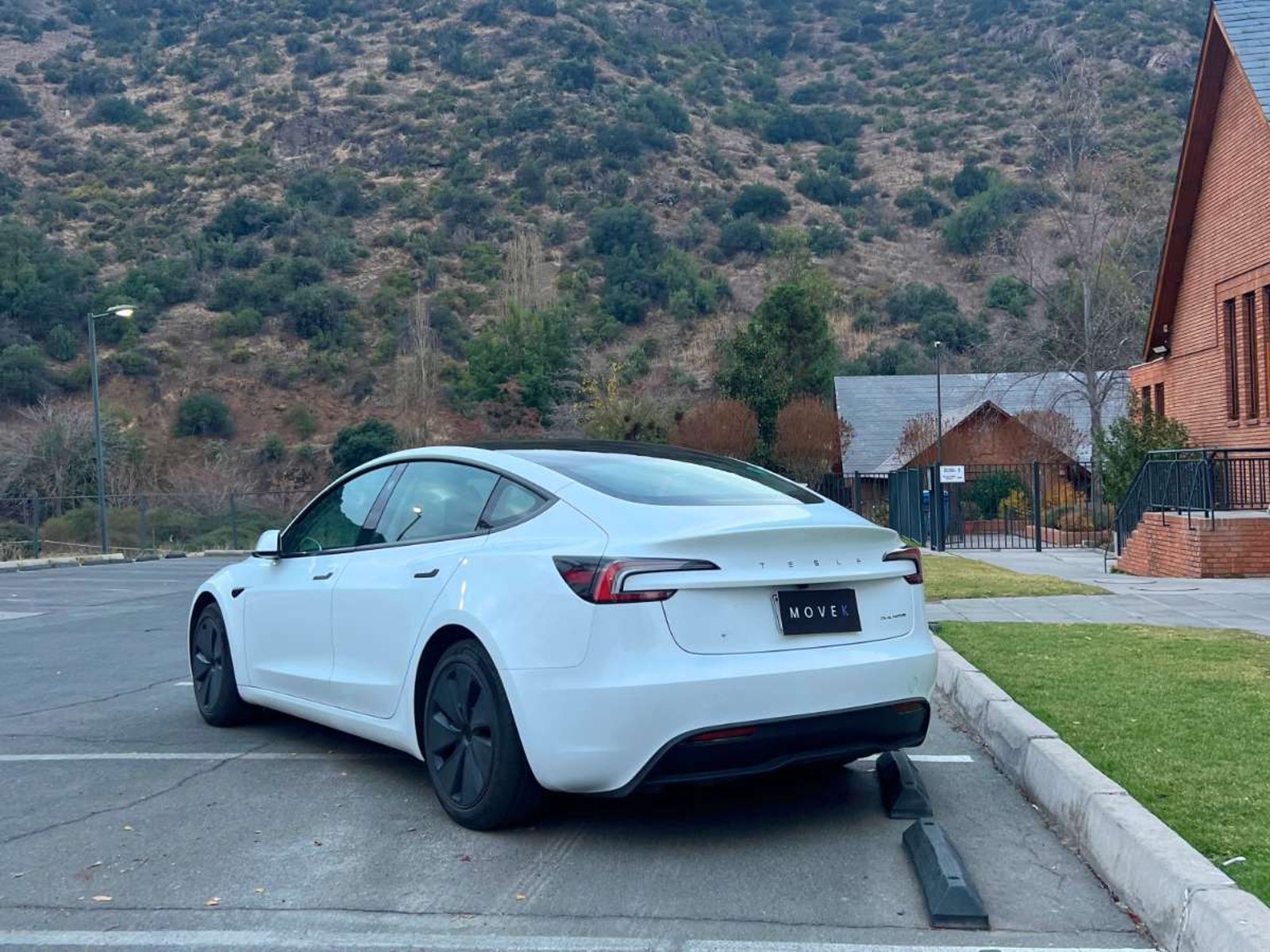 Tesla MODEL 3 2024 - Imagen 6 de 11