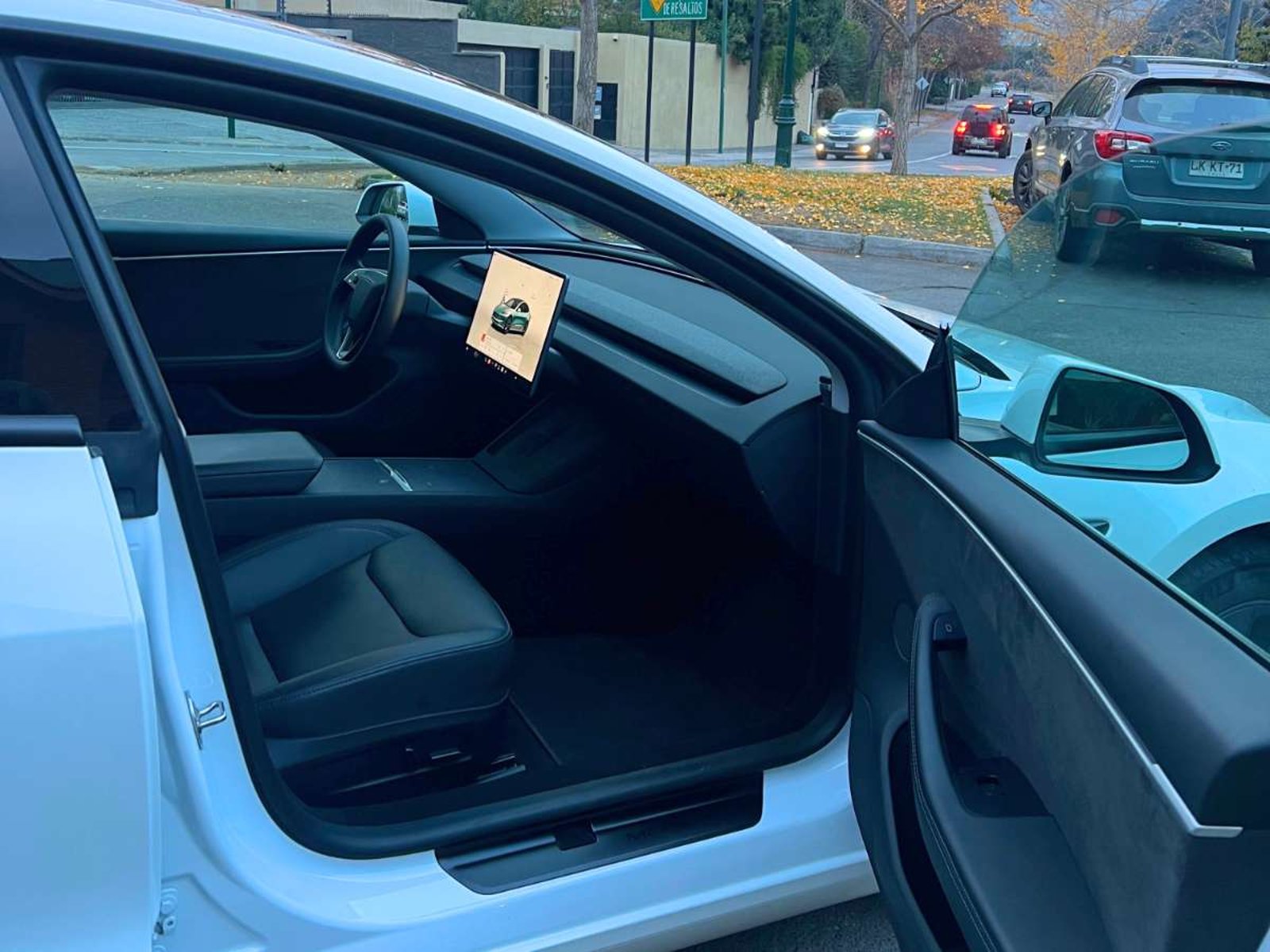 Tesla MODEL 3 2024 - Imagen 11 de 11