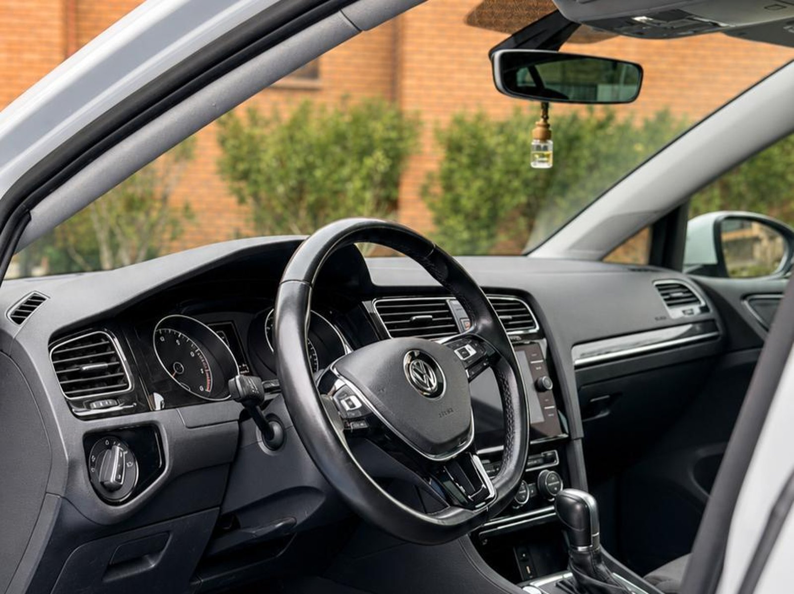 Volkswagen GOLF Highline 1.4 TSI 2019 - Imagen 8 de 9