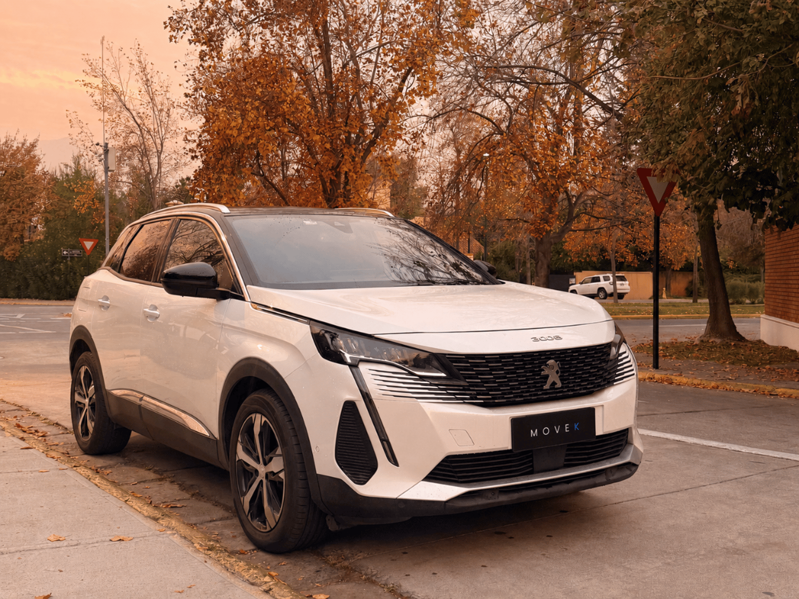 Peugeot 3008 ALLURE BLUEHDI 1.5 AUT 2024 - Imagen 3 de 12