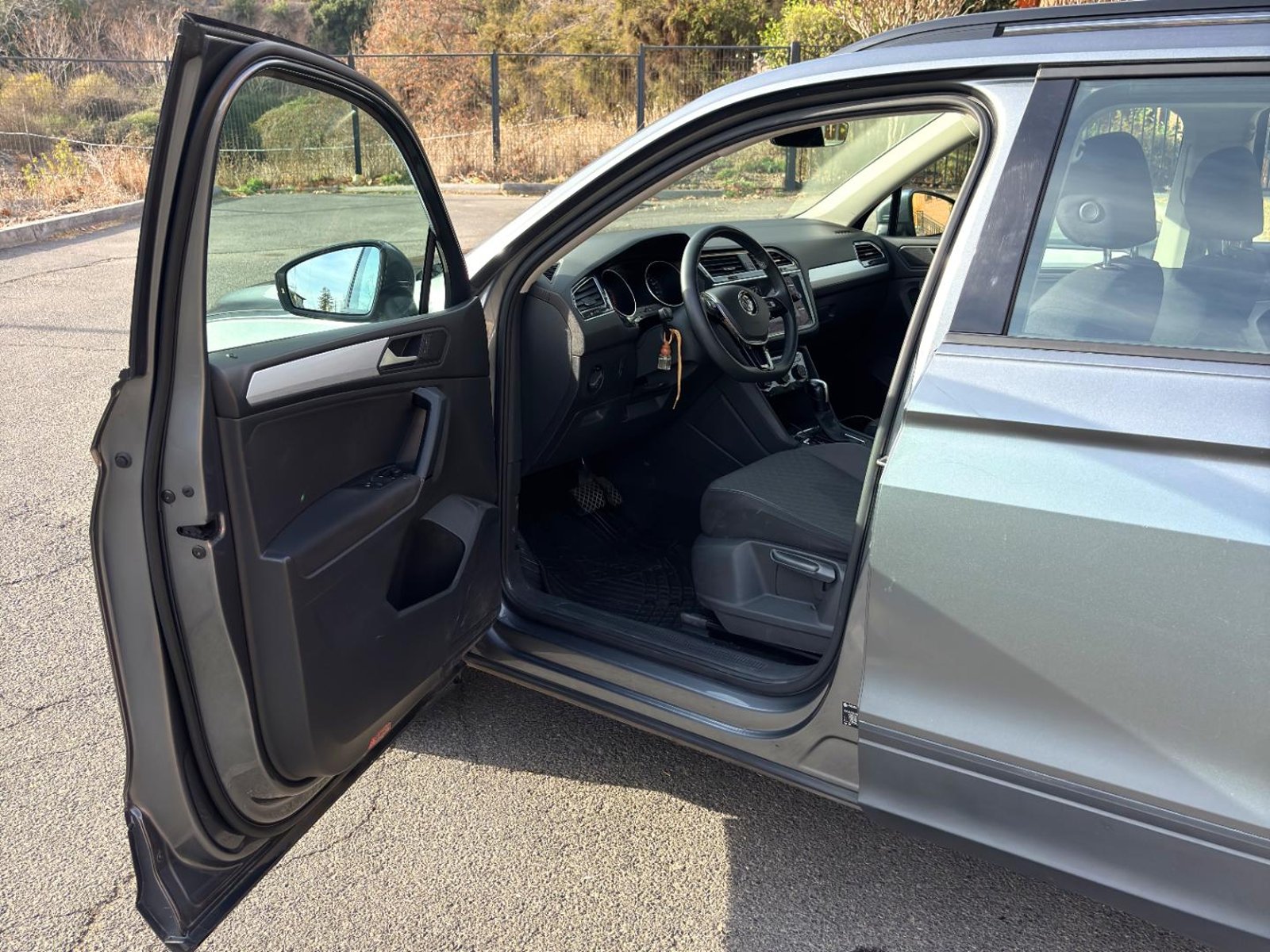 Volkswagen TIGUAN 2020 - Imagen 8 de 11