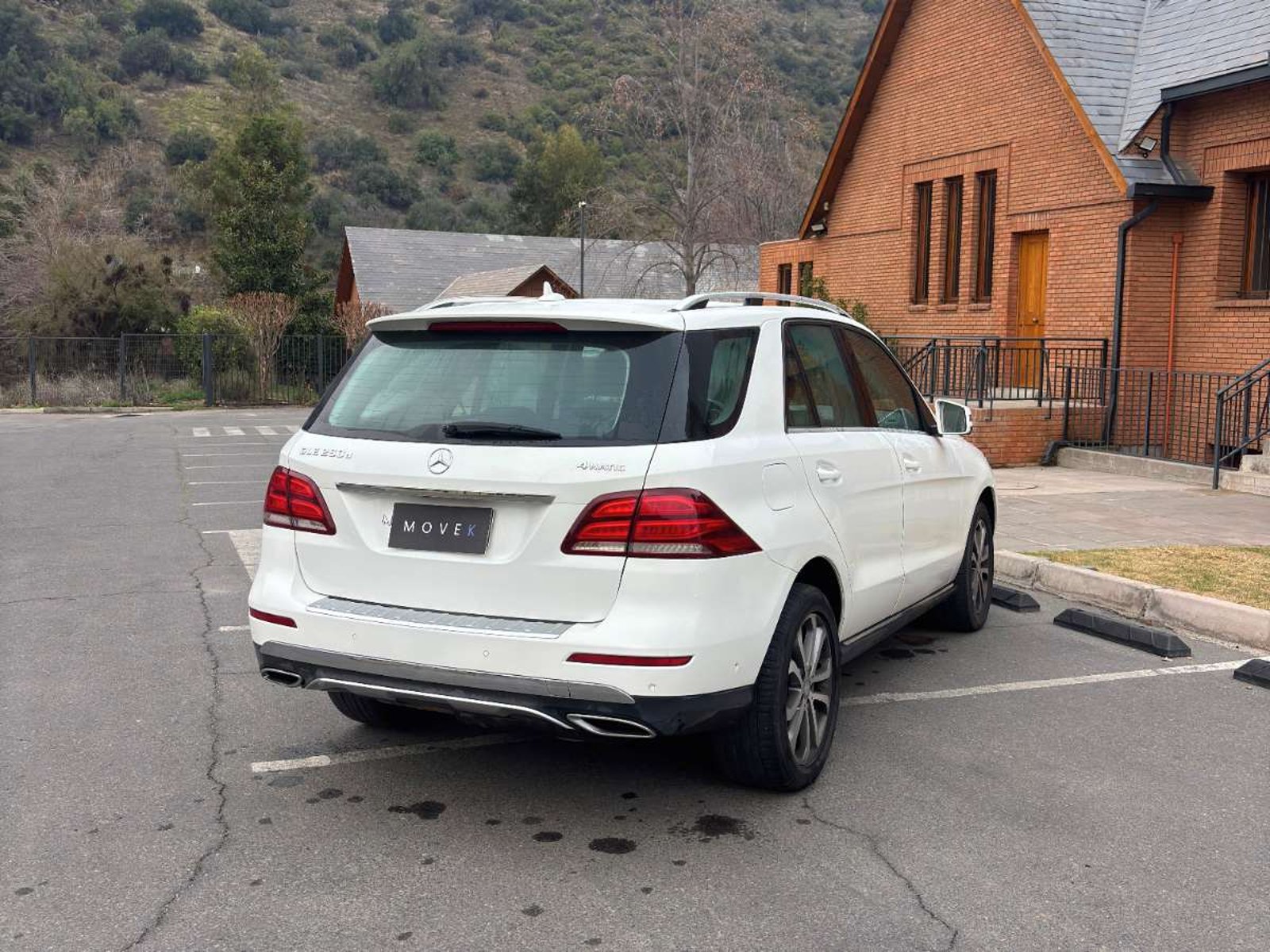 Mercedes-Benz GLE250D 4MATIC 2.1 DIÉSEL 2016 - Foto 4 de 10