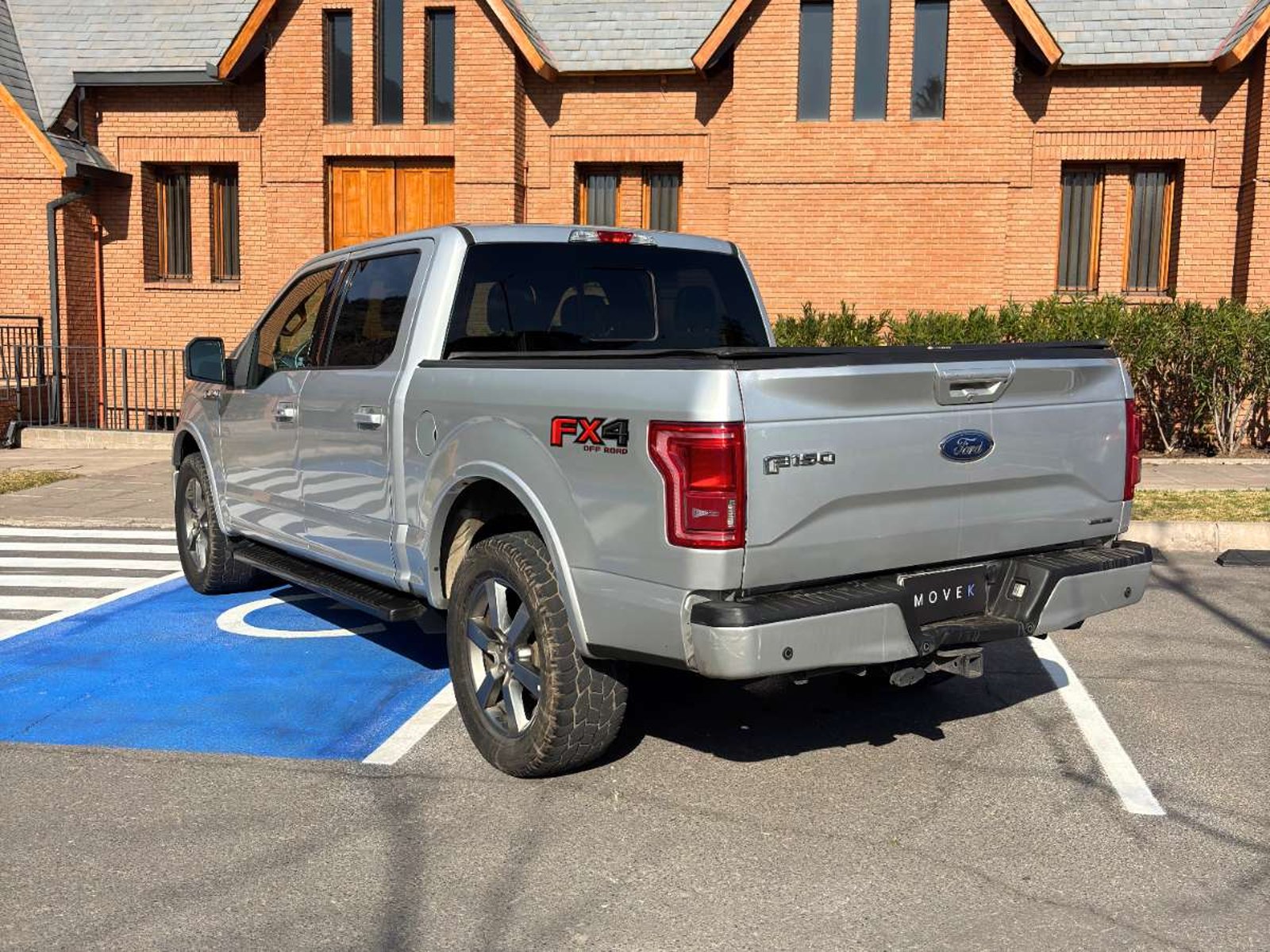 Ford F150 LARIAT LUXURY 4X4 5.0 AUT 2015 - Imagen 7 de 11
