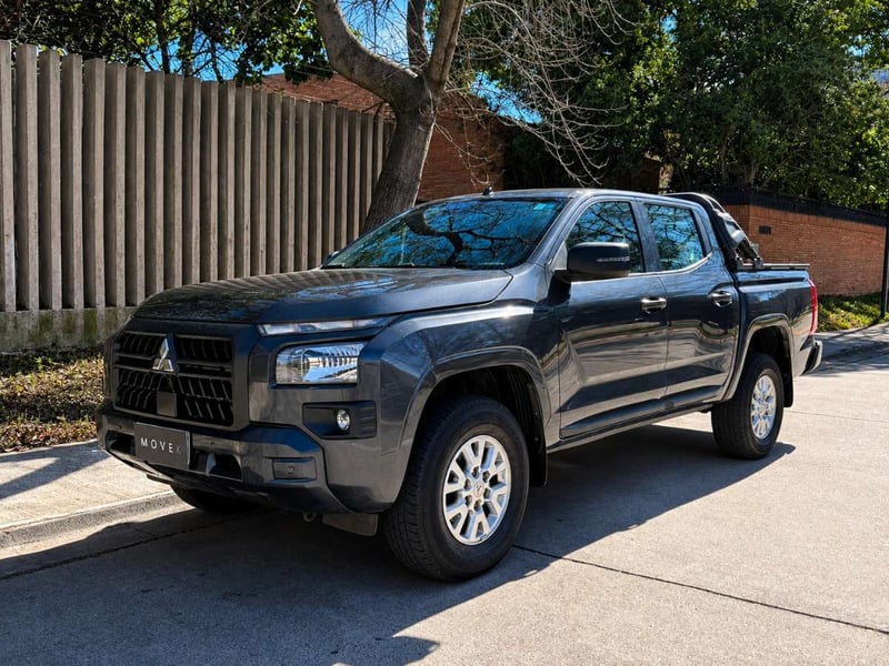 Mitsubishi NEW L200 2025