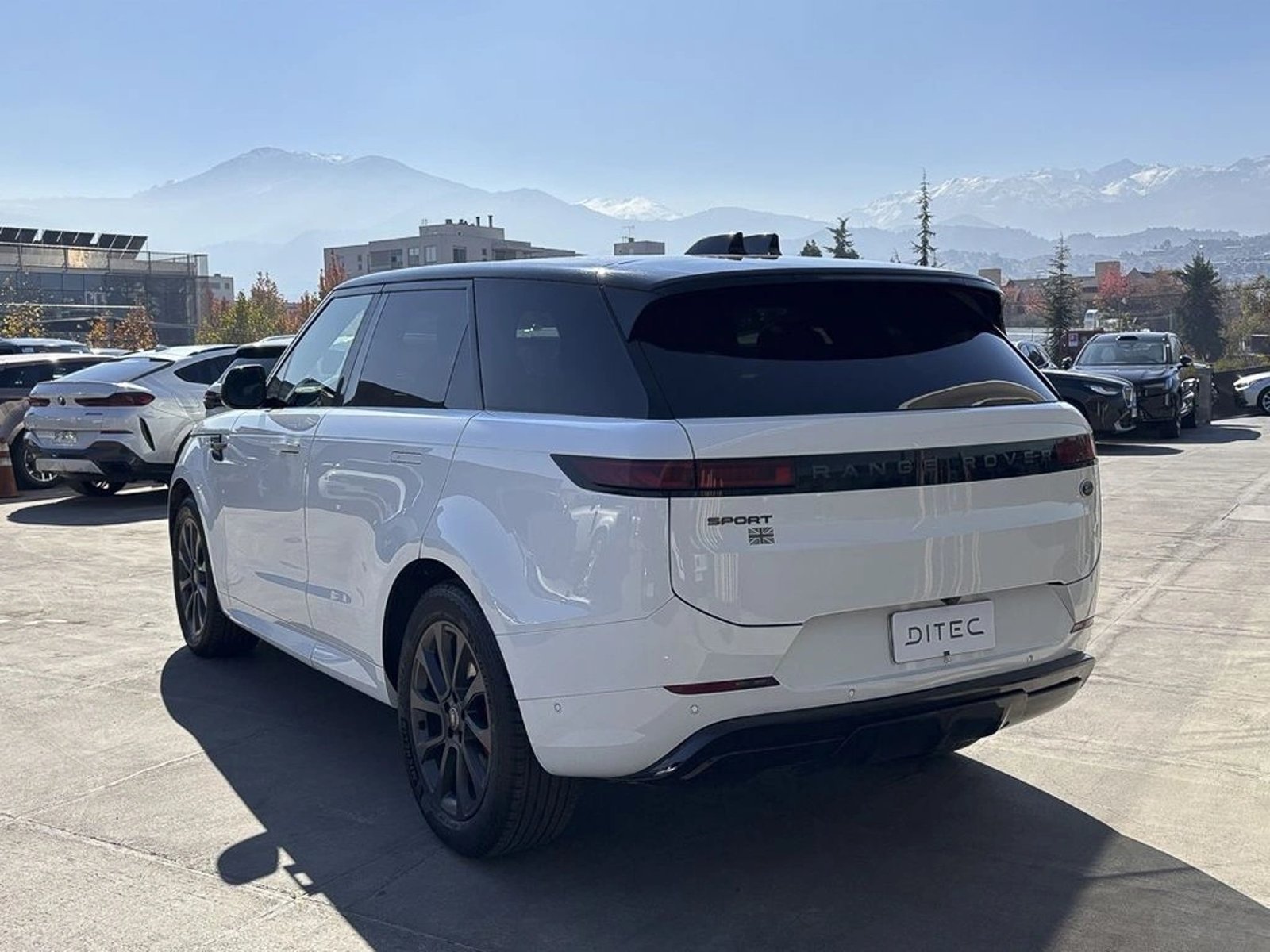 Land Rover RANGE ROVER SPORT 3.0 SE HIBRIDO 4X4 AT 5P 2024 - Imagen 6 de 17