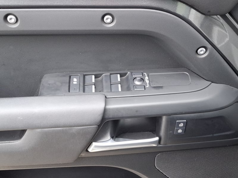 Land Rover Defender 110 S 4x4 3.0 Aut 2025 - Imagen 14 de 20