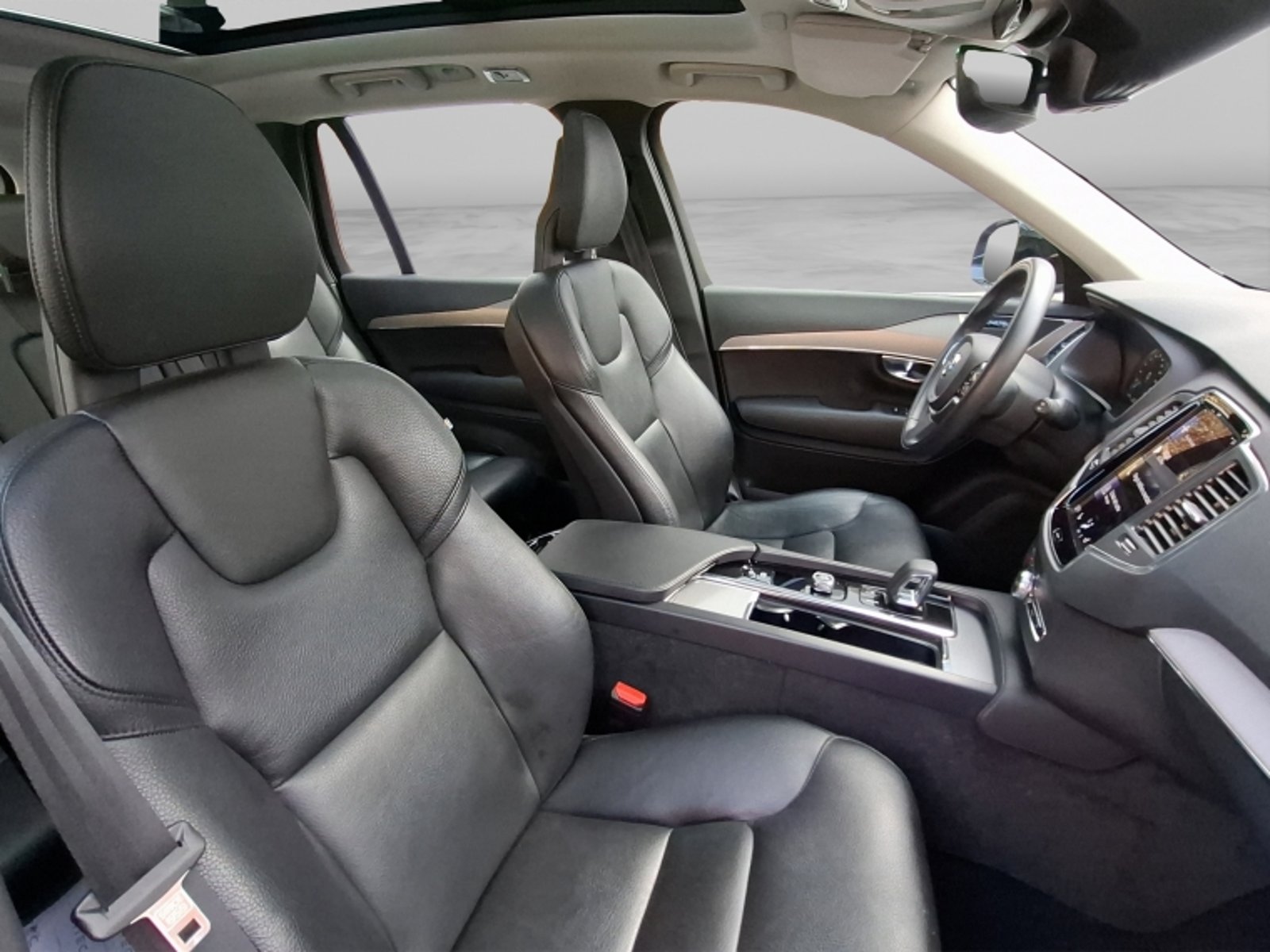 Volvo Xc90 2.0 B6 Momentum 4x4 At 5p 2022 - Imagen 19 de 20