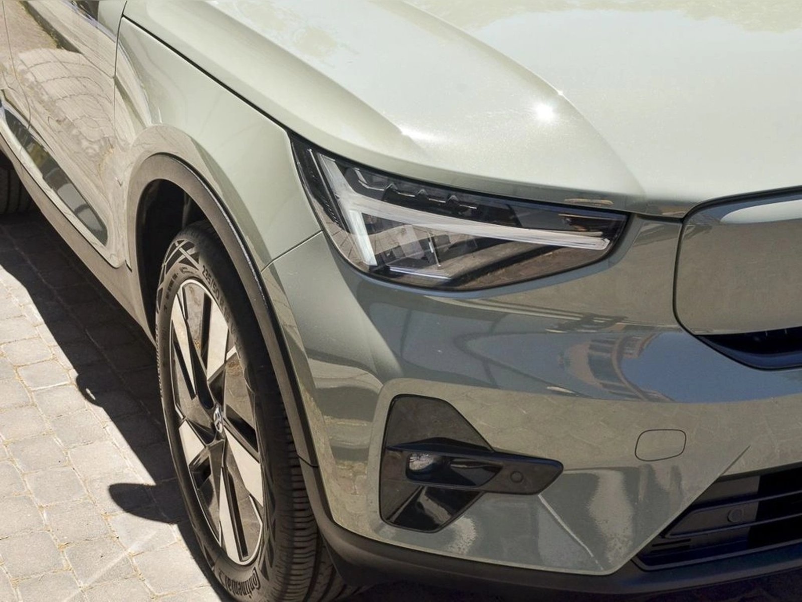Volvo XC40 RECHARGE 2024 - Foto 3 de 20