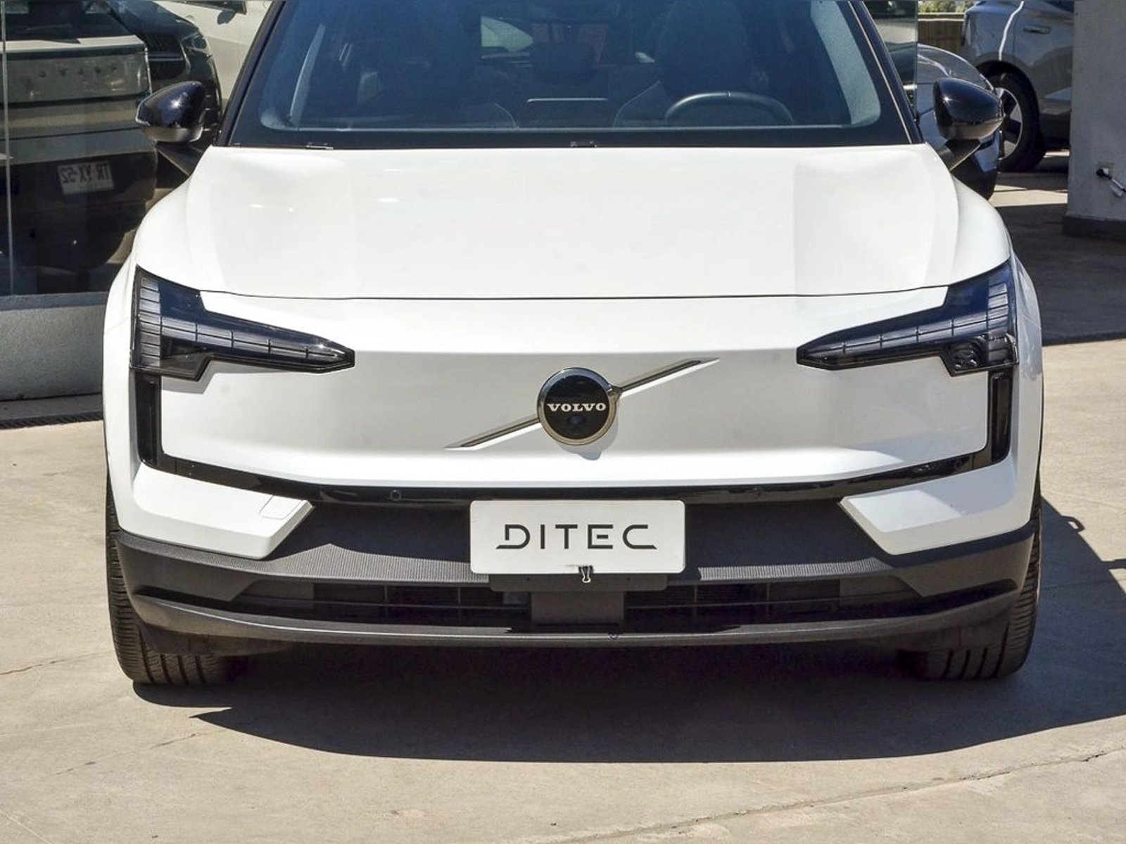Volvo EX30 EX30  E60  ULTRA  AUT 2024 - Foto 4 de 19