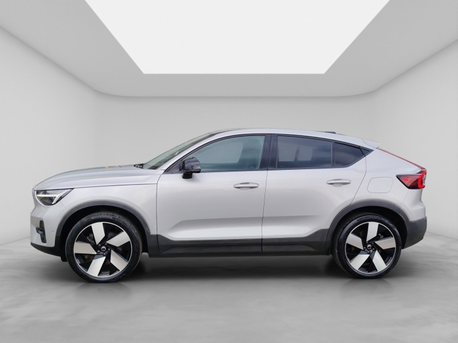 Volvo C40 P8 Recharge 2024 - Foto 4 de 18