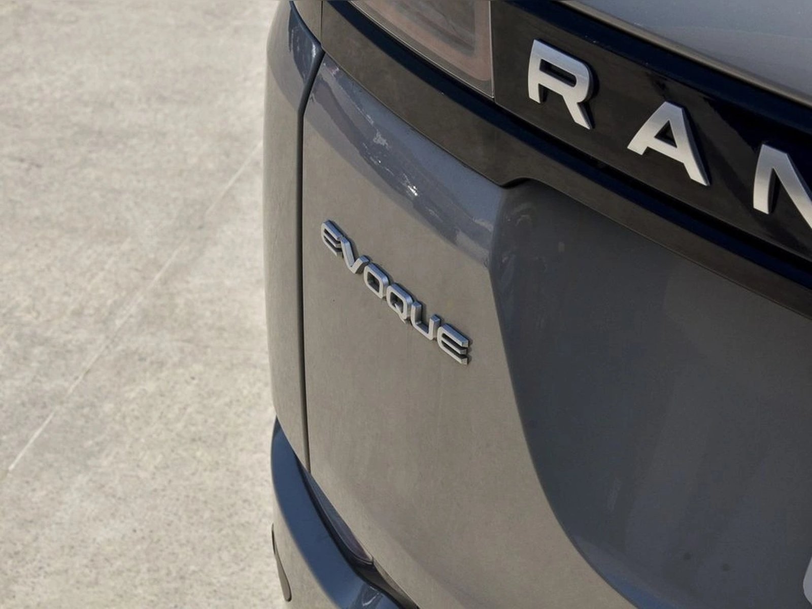 Land Rover EVOQUE 2.0i S 200HP 4x4 2024 - Imagen 8 de 20