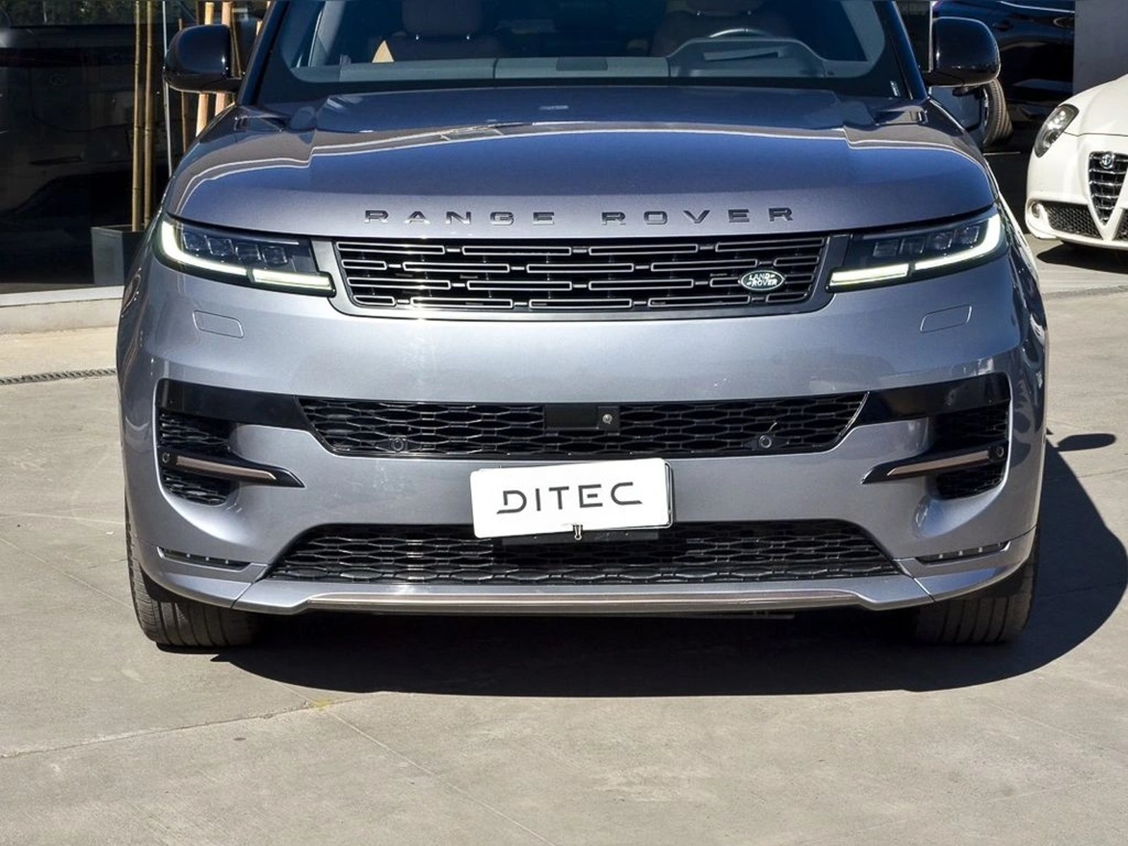 Land Rover RANGE ROVER SPORT 3.0 SE HIBRIDO 4X4 AT 5P 2024 - Imagen 4 de 20