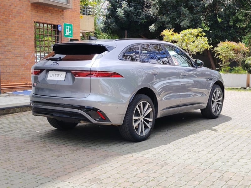 Jaguar F-pace Rdynamic S 4x4 2.0 Aut 2024 - Imagen 7 de 16