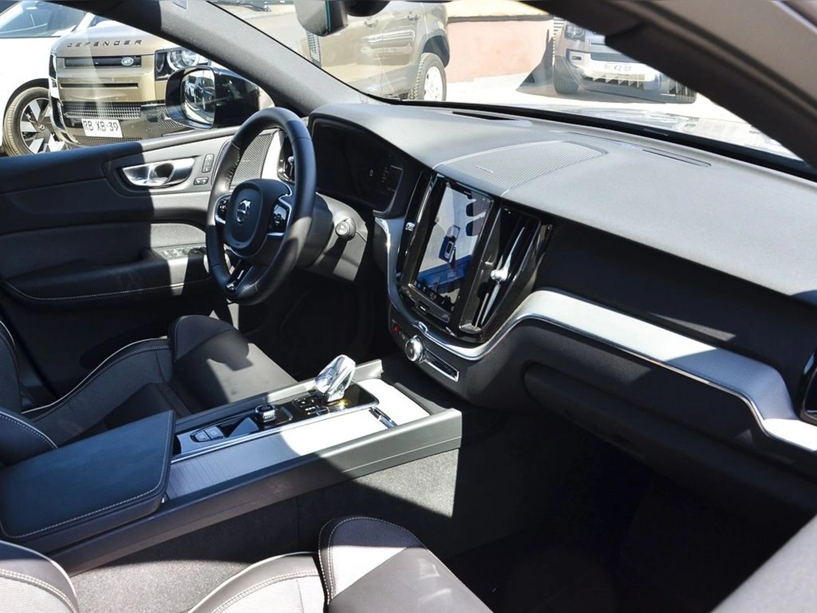 Volvo XC60 T8 AWD RECHARGE ULTIMATE DARK 2025 - Imagen 18 de 20