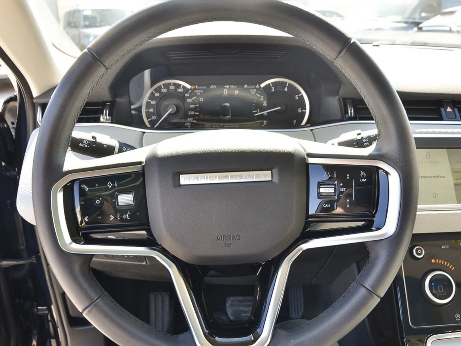 Land Rover EVOQUE AUT 2023 - Imagen 19 de 20
