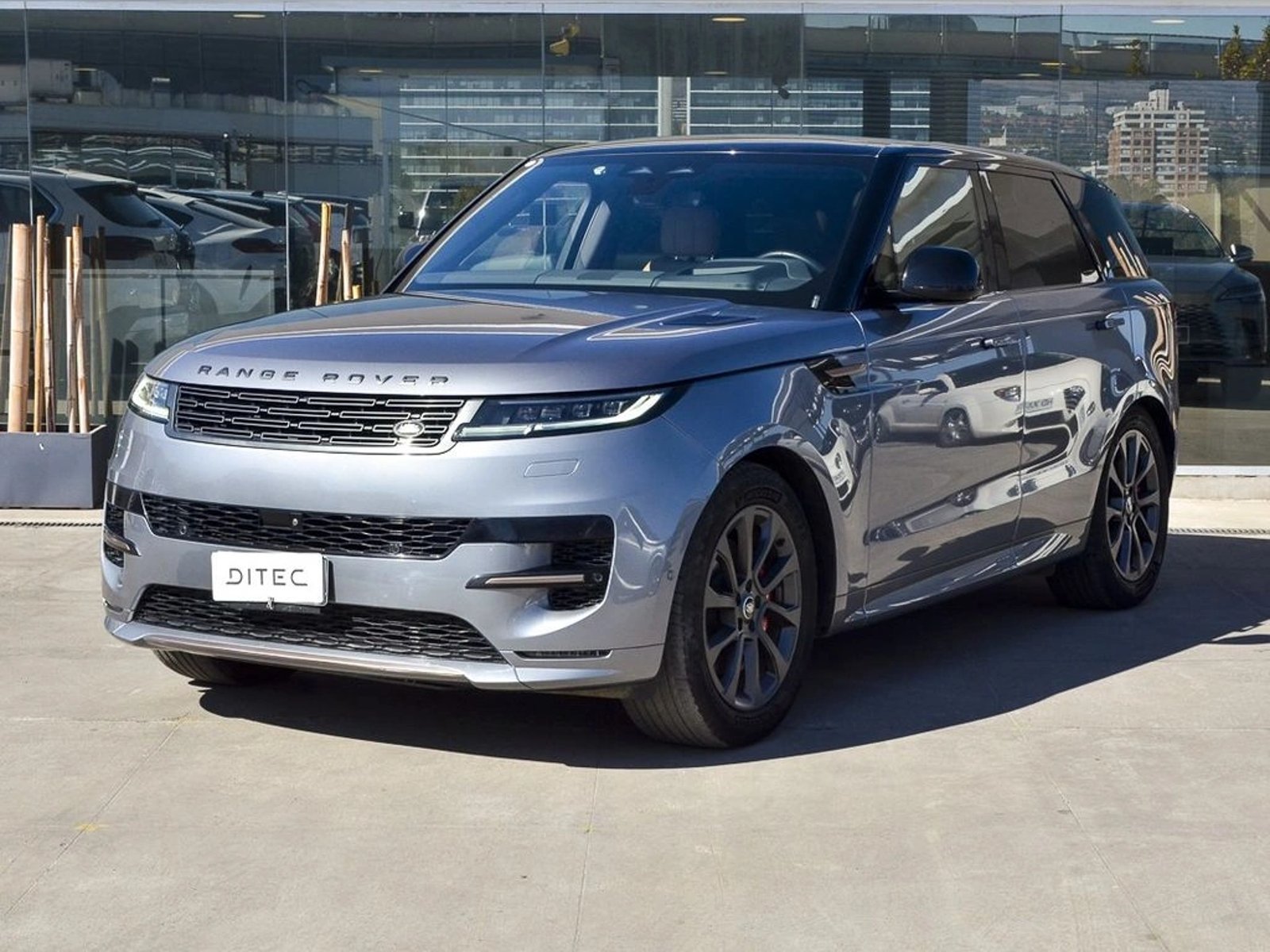 Land Rover RANGE ROVER SPORT 3.0 SE HIBRIDO 4X4 AT 5P 2024 - Foto 2 de 20