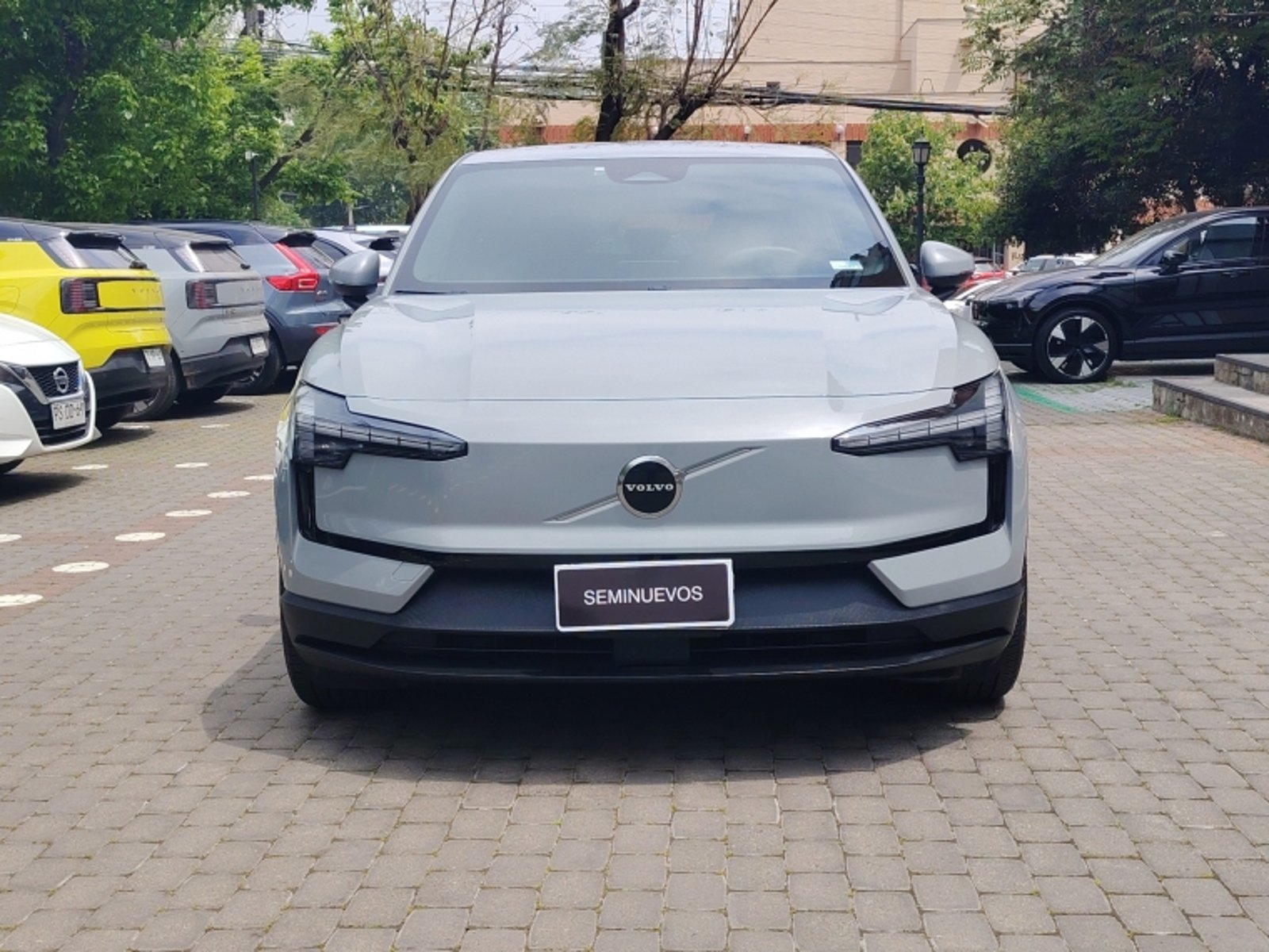 Volvo Ex30 E60 Core Aut 2025 - Foto 2 de 16