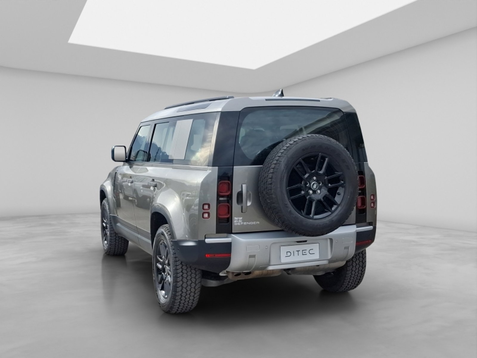 Land Rover Defender 110 S 4x4 3.0 Aut 2025 - Foto 5 de 20