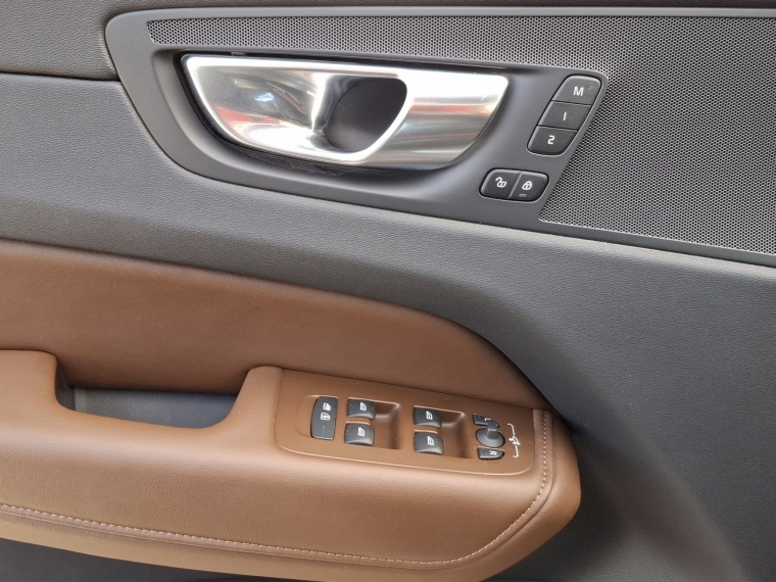 Volvo Xc60 Ii T8 Recharge 4x4 2.0 Aut 2025 - Imagen 14 de 20