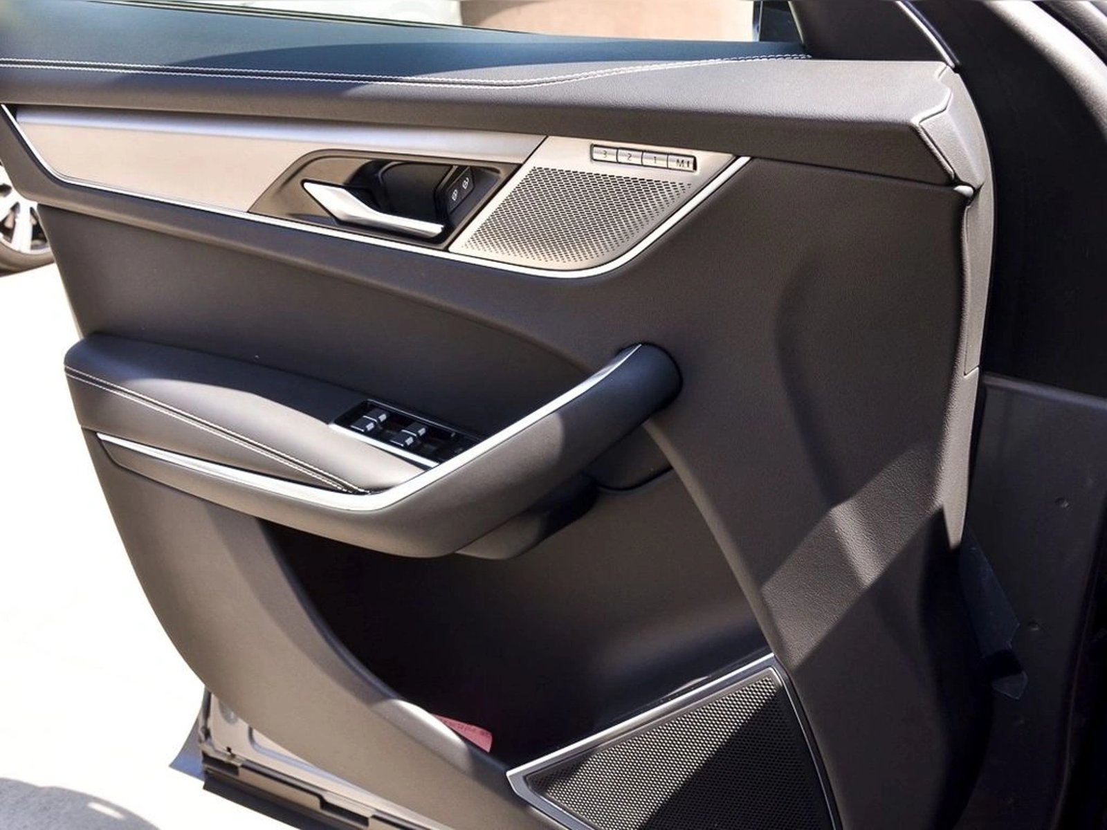 Jaguar F-PACE R DYNAMIC 2024 - Imagen 17 de 19