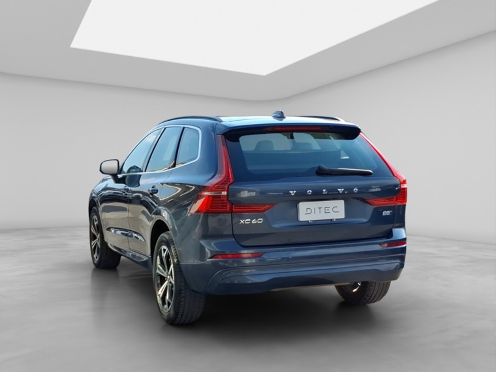 Volvo Xc60 Ii B5 Momentum 2022 - Foto 5 de 19