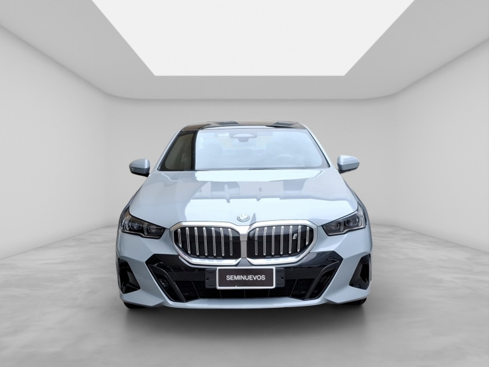 BMW I5 Edrive40 Berlina M Sport 2024 - Foto 2 de 16