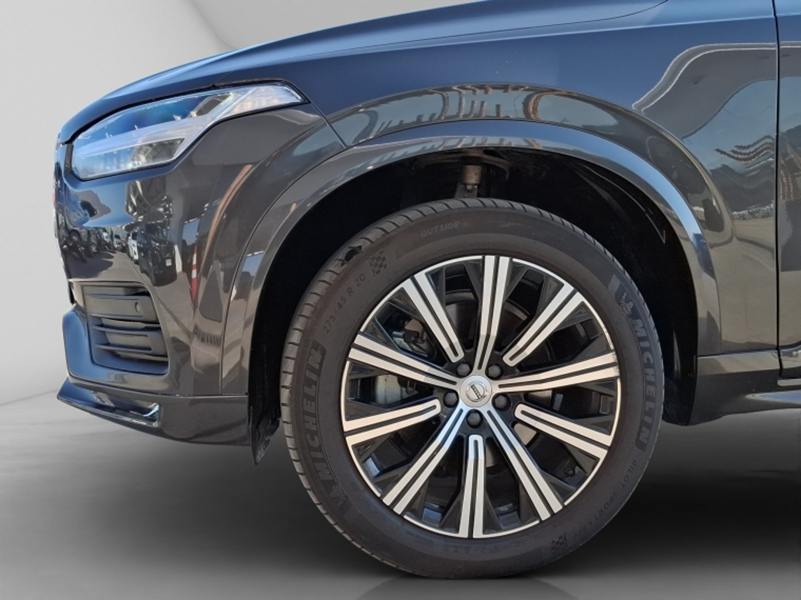 Volvo Xc90 Ii B6 4x4 2.0 Aut 2024 - Imagen 9 de 20
