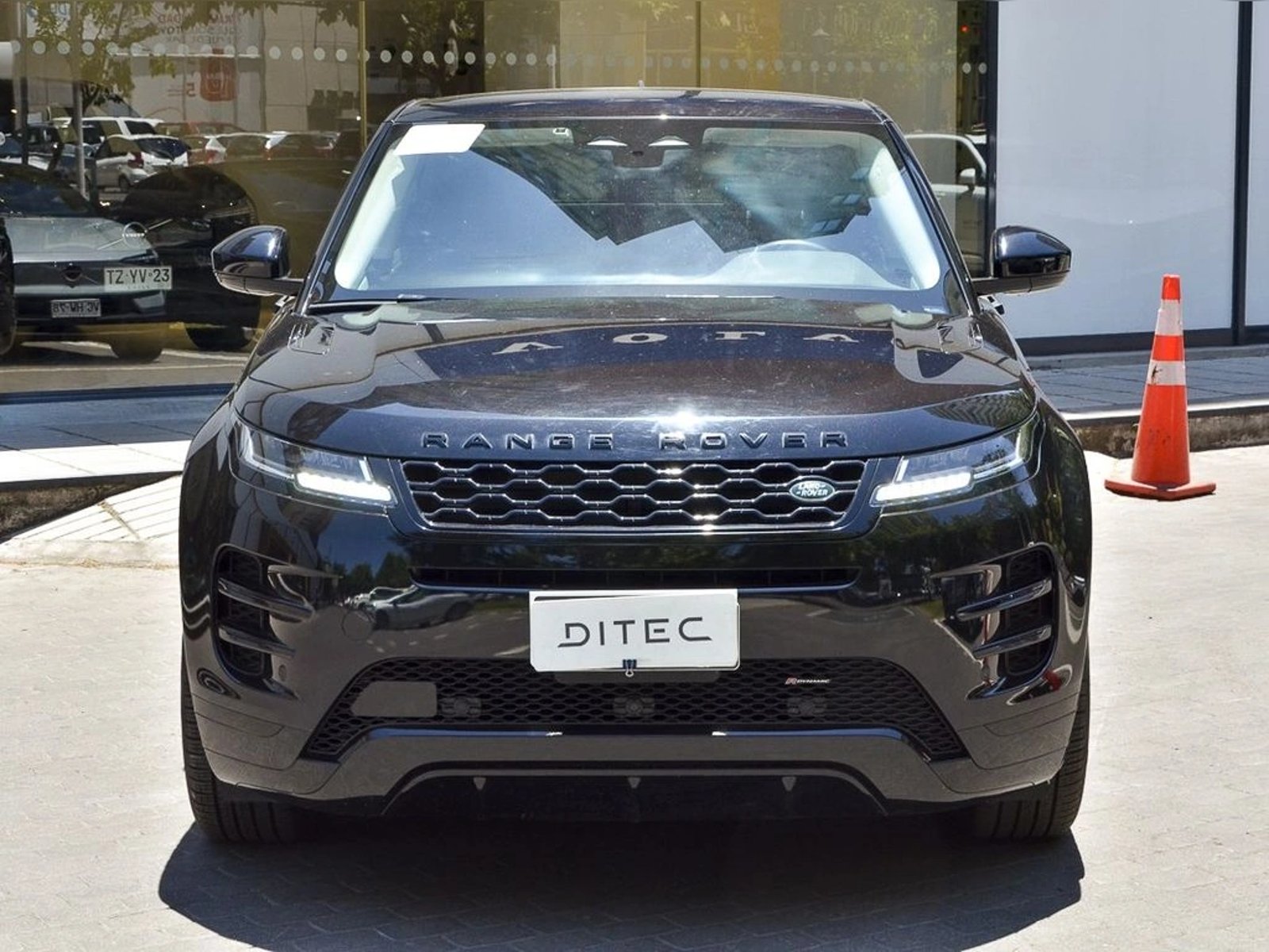 Land Rover EVOQUE 2.0 I R-DYNAMIC S AT 4X4 2024 - Imagen 3 de 19