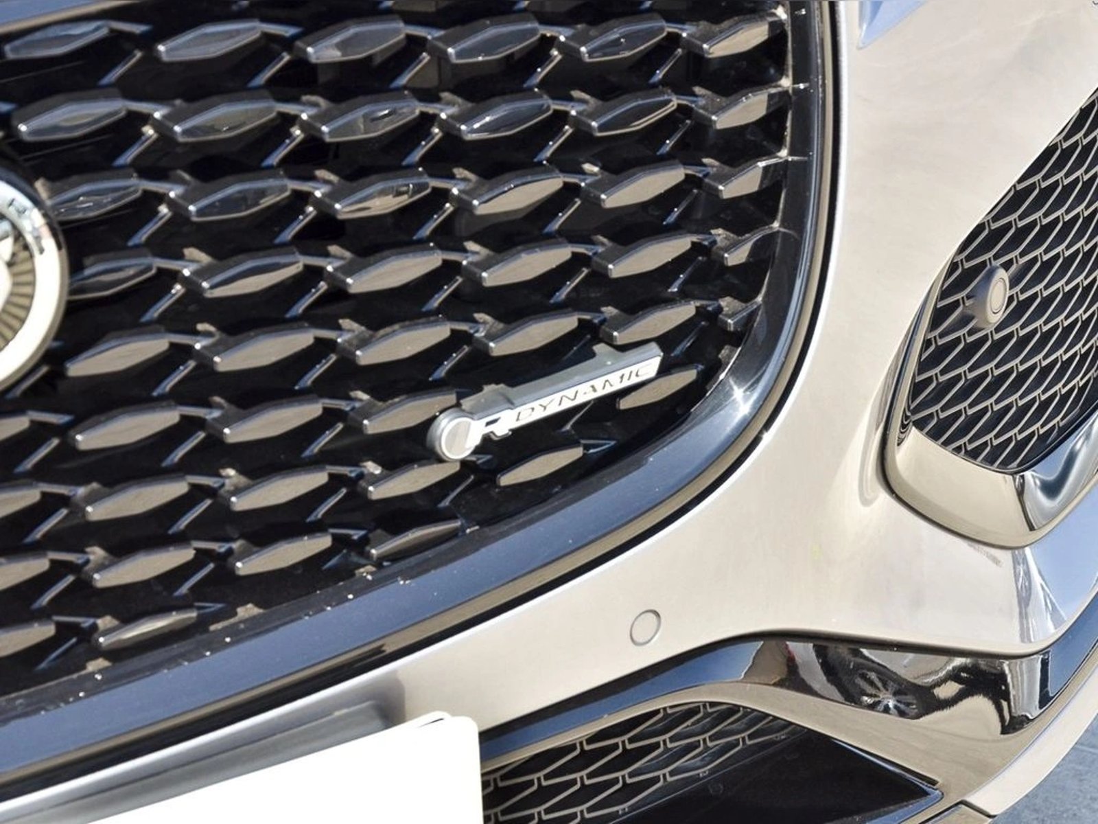 Jaguar F-PACE R DYNAMIC 2024 - Imagen 4 de 19