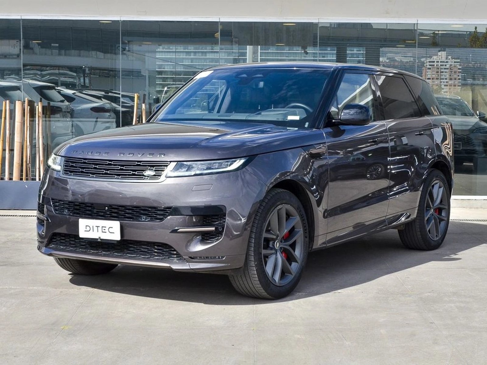 Land Rover RANGE ROVER SPORT 3.0iD DYNAMIC HSE 2025 - Foto 2 de 19
