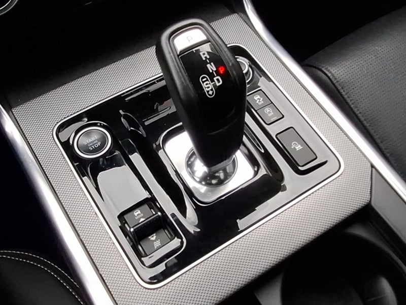 Jaguar Xe 2.0 At 2022 - Imagen 13 de 20