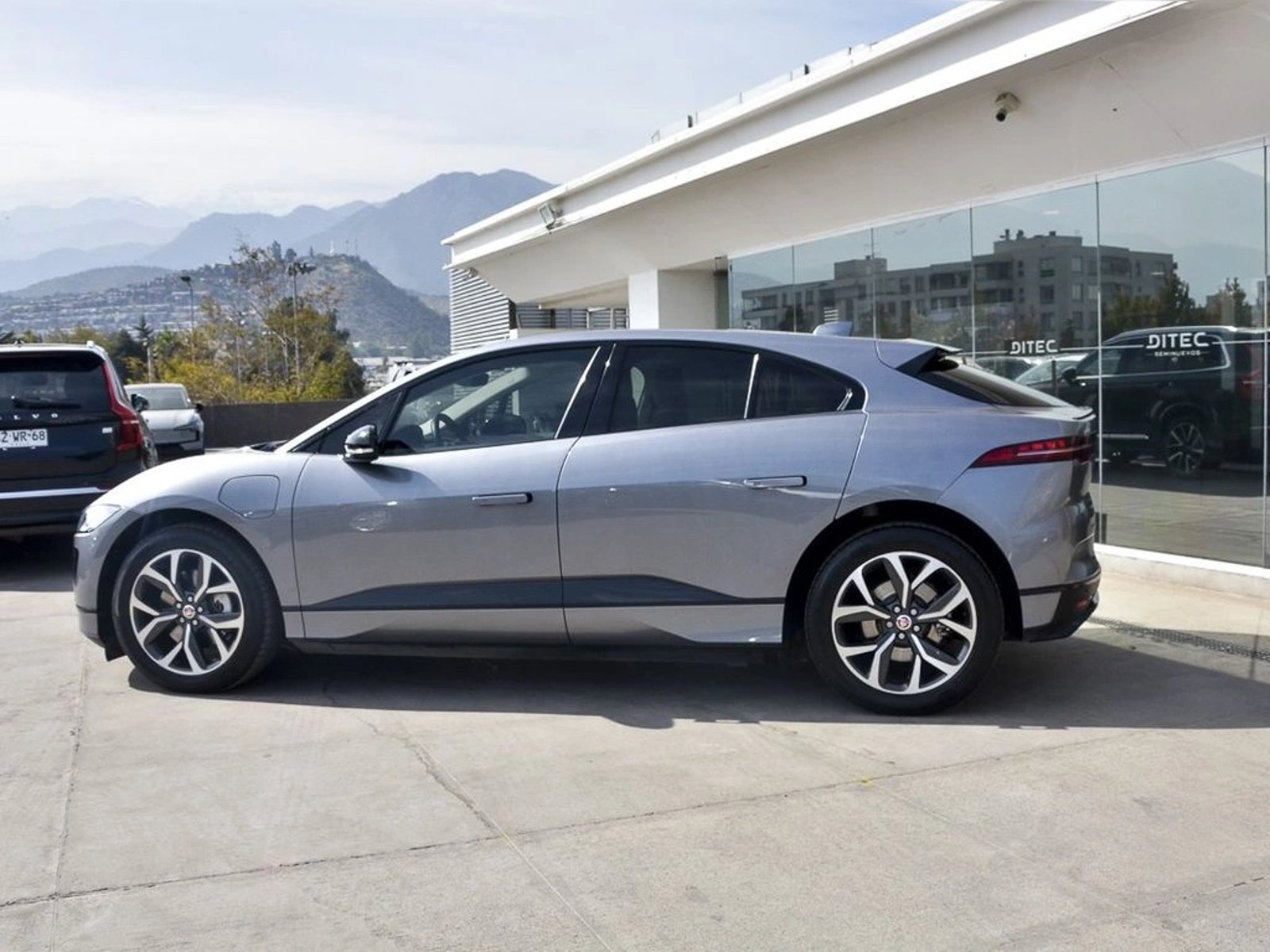 Jaguar I-PACE EV400 HSE 2023 - Imagen 12 de 20