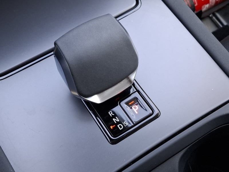 Land Rover Discovery sport 2.0id S 2026 - Imagen 13 de 19