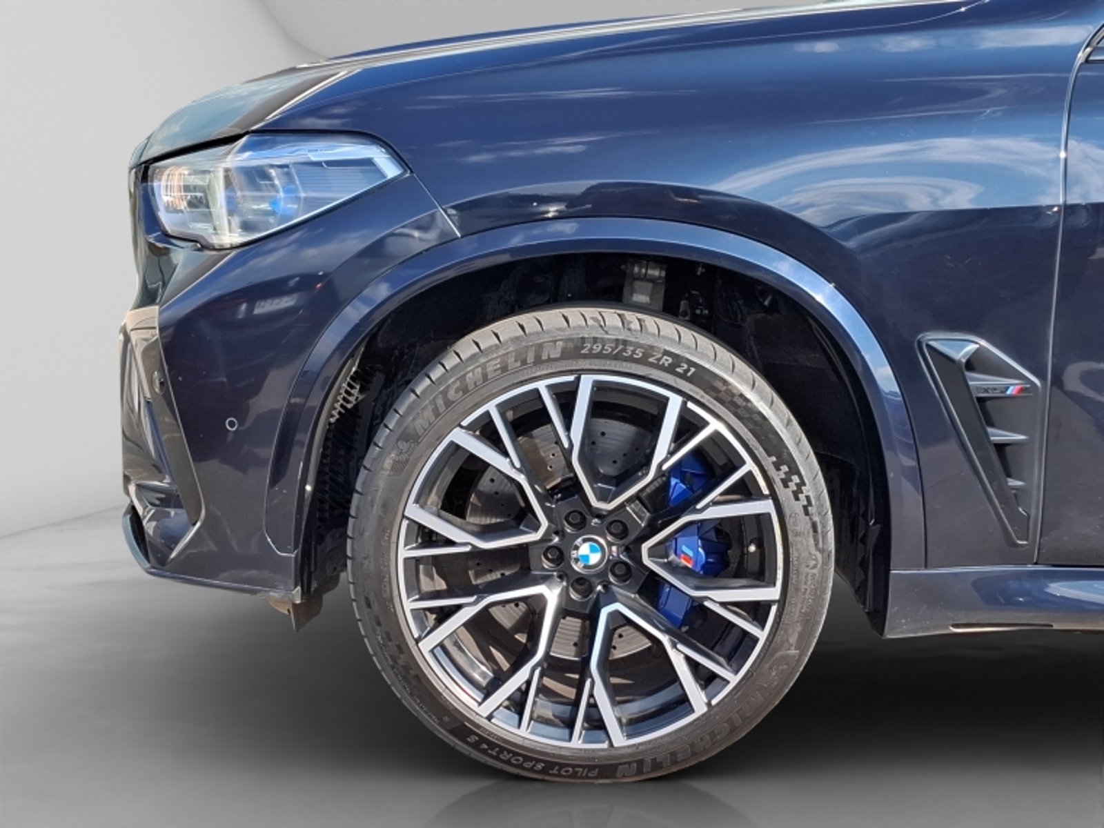 BMW X5 M Competition 2023 - Imagen 9 de 19