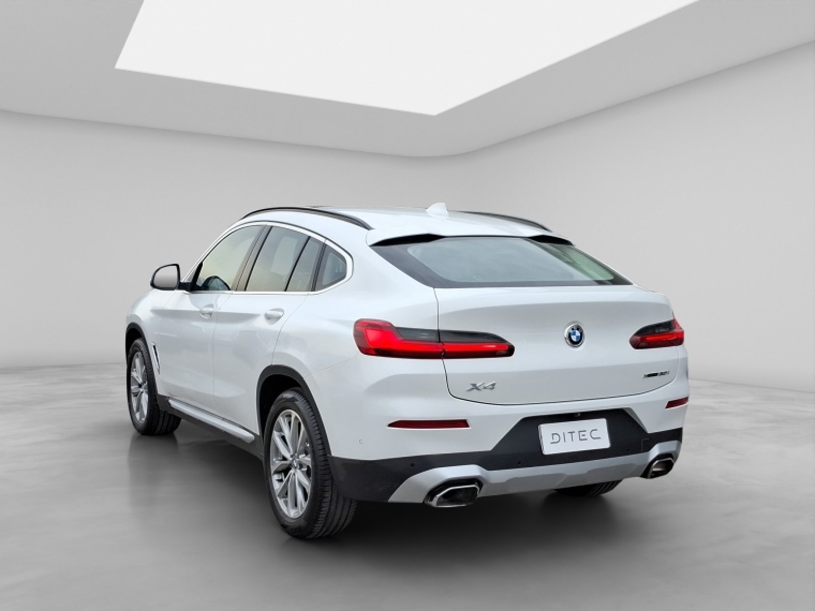 BMW X4 Xdrive30i 4x4 2.0 At 2023 - Foto 5 de 19