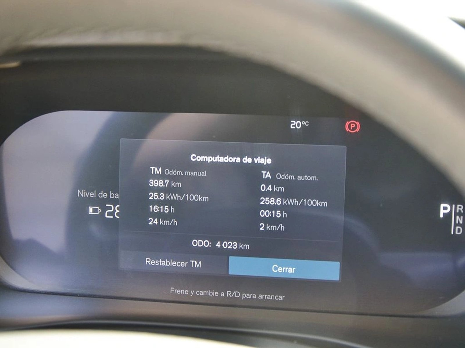 Volvo EX40 ELECTRICO P8 R-DESIGN AWD AT 5P 2025 - Imagen 16 de 17