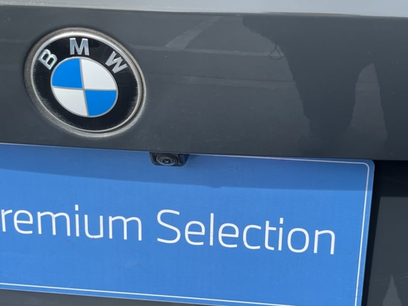 BMW 330 I Touring 2.0 Aut 2025 - Imagen 8 de 16